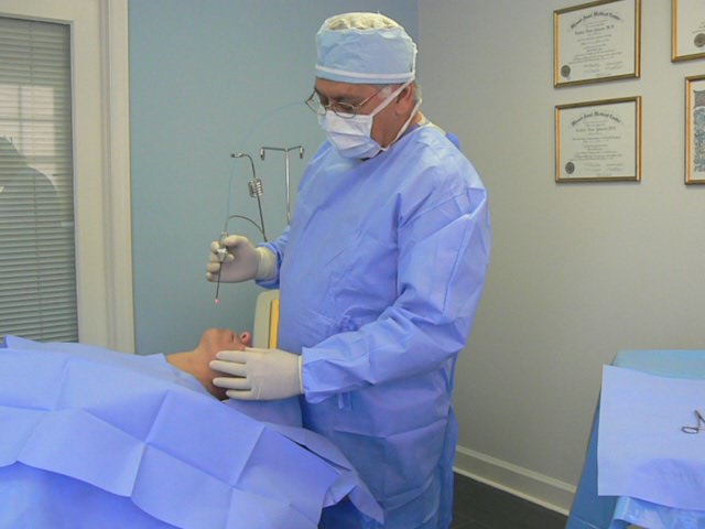 DR RAFAEL DIAZ YOSEREV performing precision tx non surgical lower face and neck lift body contouring